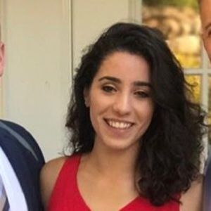 Meet your Posher, Pamela